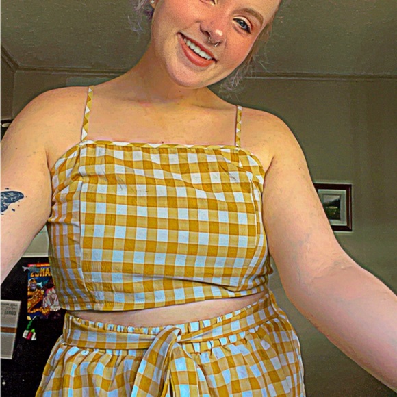 Meet your Posher, Bethany - Picture 6 of 7